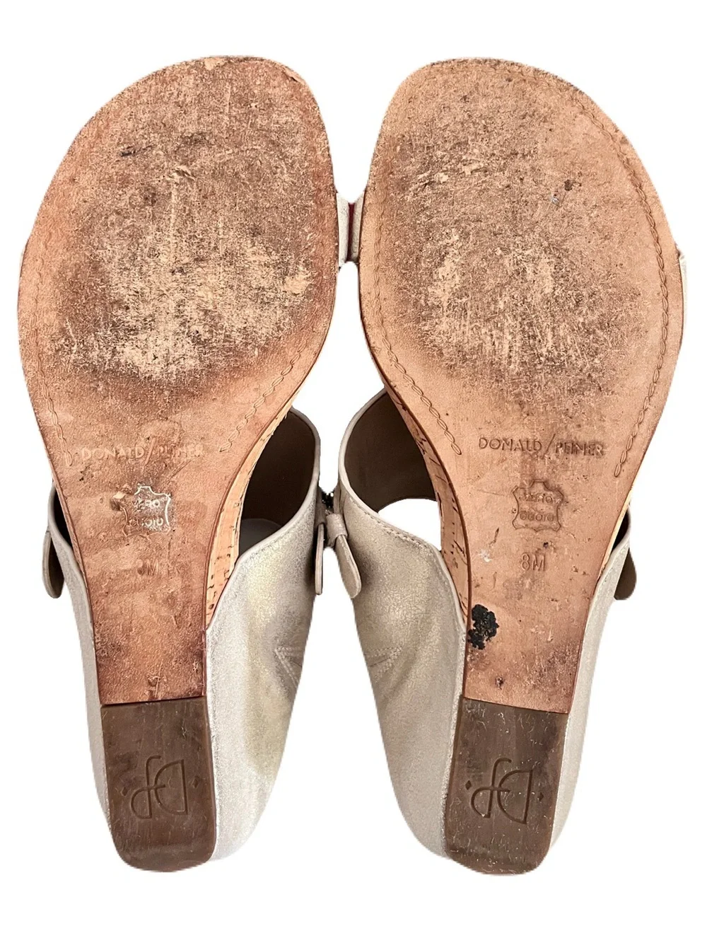 Donald Pliner Champagne Beige Metallic Leatger ‘Dayna’ Wedge Sandals, Size 8